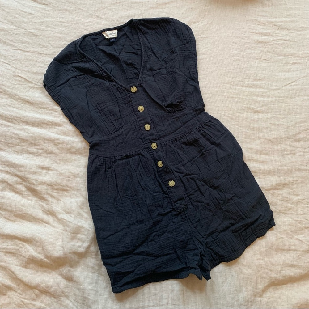 Universal thread romper XS